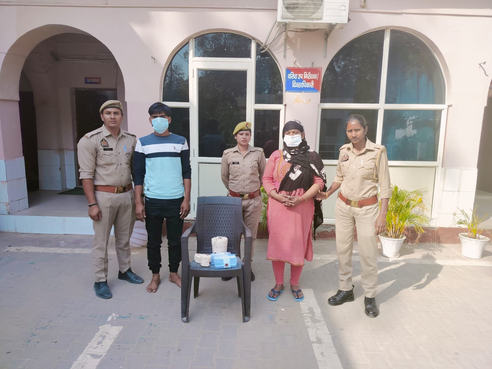 थाना बिसरख पुलिस द्वारा हनीट्रैप में फंसाने वाला एक अभियुक्त व एक अभियुक्ता गिरफ्तार। GBN Express news