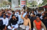 ग्रेटर नोएडा प्राधिकरण पर किसान सभा के दिन रात के धरने का 20वां दिन I GBN Express news
