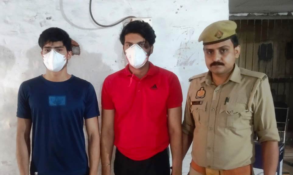 ग्रेटर नोएडा,, सेक्टर 126 नोएडा पुलिस द्वारा, निजी यूनिवर्सिटी के छात्र के साथ मारपीट करने वाले 02 अभियुक्त गिरफ्तार। GBN Express news