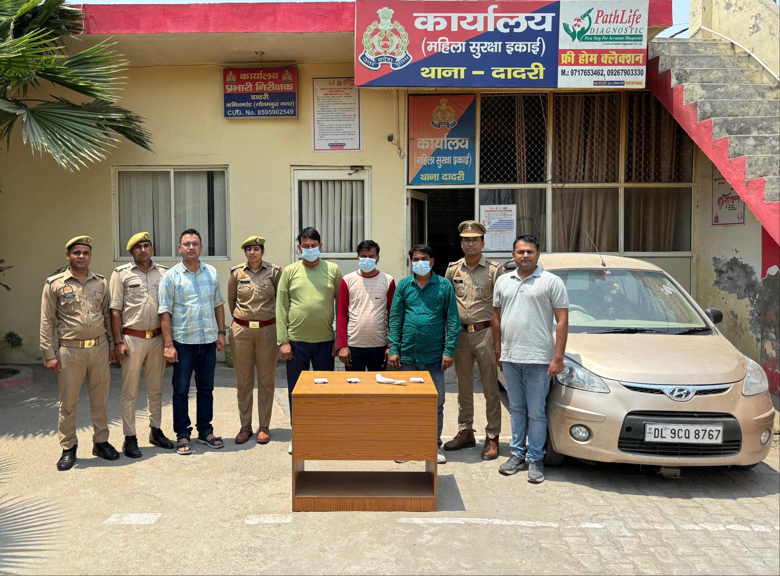 ग्रेटर नोएडा,, दादरी पुलिस द्वारा लिफ्ट देकर धोखाधडी कर रूपये ठग लेने वाले 03 अभियुक्त गिरफ्तार, कब्जे से 50 हजार रूपये, 01 कार आई 10, एक तमंचा .315 बोर मय 01 जिन्दा कारतूस .315 बोर बरामद। GBN Express news