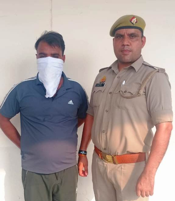 थाना कासना पुलिस द्वारा हत्या के अभियोग में वांछित अभियुक्त गिरफ्तार।