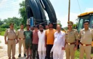 बुलन्दशहर,,चोरी की घटना करने वाले 05 शातिर चोर गिरफ्तार, कब्जे से चोरी किया गया पाईप (1500 मीटर),1400/- रुपये नकद व घटना में प्रयुक्त गाडी(छोटा हाथी) । GBN Express news