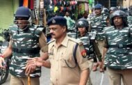 बुलन्दशहर - पुलिस अधीक्षक ग्रामीण द्वारा आगामी त्यौहारो के अवसर पर जनपद में शांति एवं कानून व्यवस्था के दृष्टिगत पुलिस-फोर्स के साथ थाना जहांगीराबाद क्षेत्र में किया पैदल मार्च।