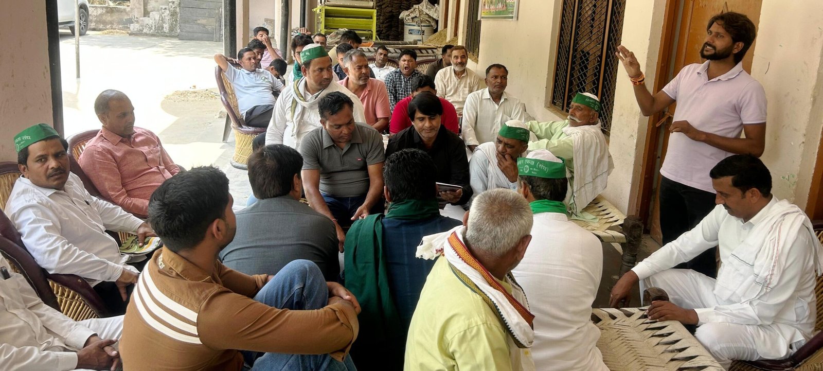 दनकौर : किसान एकता संघ करेगा 19 मई को जिला मुख्यालय सूरजपुर पर महापंचायत ।