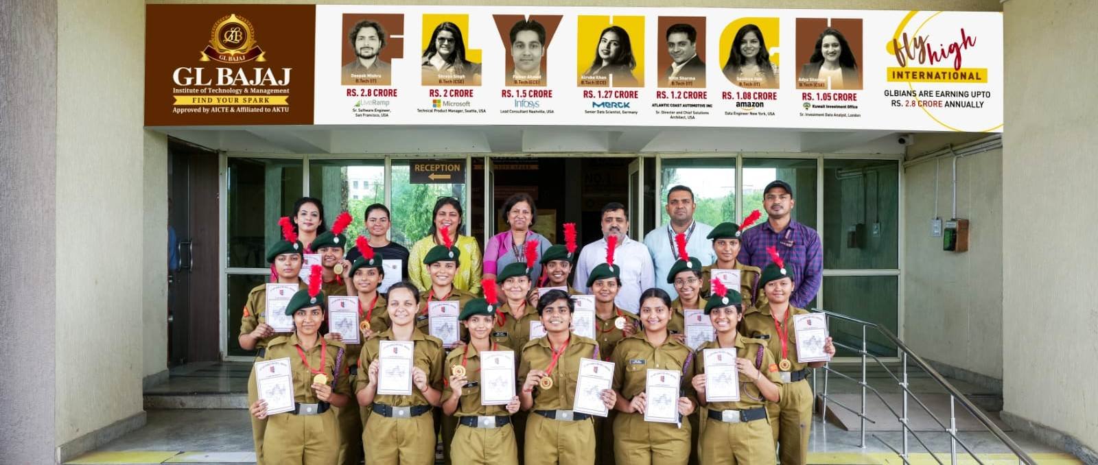 ग्रेटर नोएडा-GL बजाज इंस्टिट्यूट ऑफ टेक्नोलॉजी एंड मैनेजमेंट के कैडेट्स CATC-124 कैंप से कई पुरस्कारों के साथ लौटे