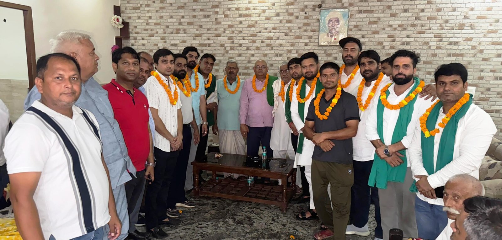 भारतीय किसान यूनियन मंच की नवनियुक्त कार्यकारिणी का हुआ भव्य स्वागत विमल त्यागी I