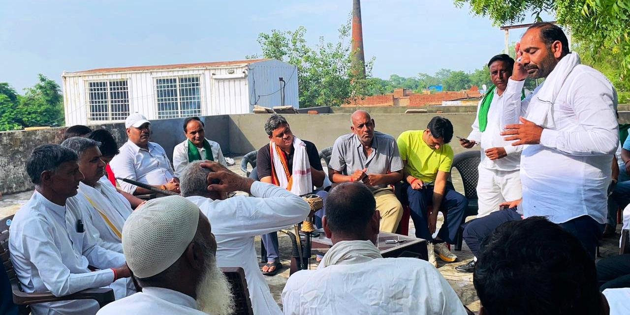30-जुलाई 2025 को जेपी गेट के सामने वाले हाइवे अंडरपास के नीचे होने वाली महापंचायत को लेकर एक बैठक i