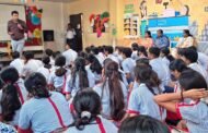 ग्रेटर नोएडा -साइबर अपराध और सुरक्षा के प्रति जागरूक और सक्रिय जानकारी देते हुए  जी०डी०गोयंका पब्लिक स्कूल में 9 से 12 तक छात्रों को साइबर अपराध किसे कहते हैं और इनसे कैसे बचा जा सकता है 