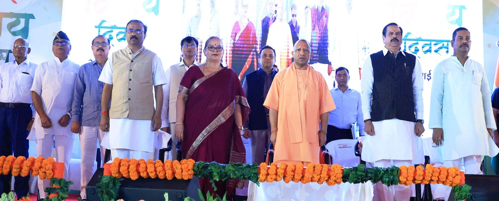 लखनऊ-मुख्यमंत्री योगी आदित्यनाथ कारगिल शहीद स्मृति वाटिका में आयोजित कारगिल विजय दिवस-25 कार्यक्रम में हुए शामिल,भारतीय सेना को नहीं लगे 22 मिनट: सीएम योगी