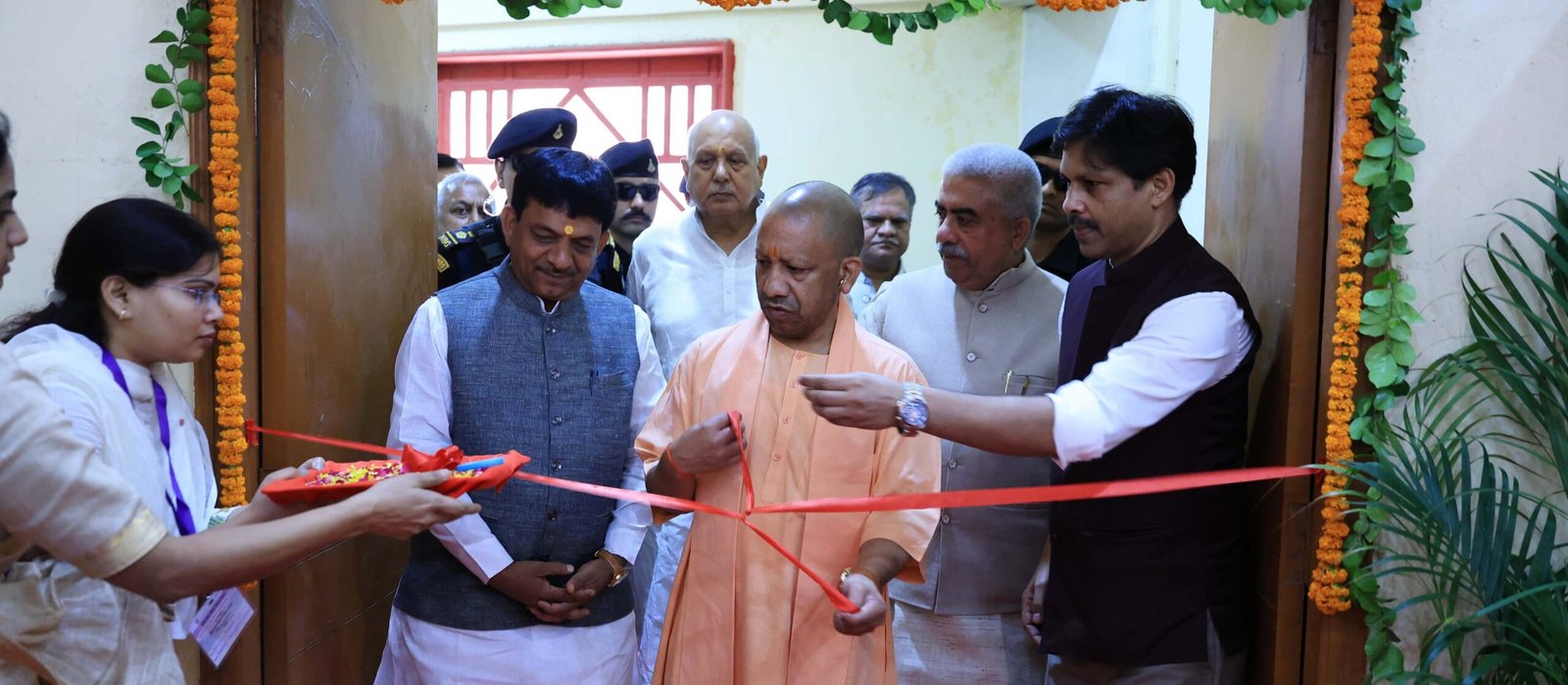 लखनऊ- विश्व युवा कौशल दिवस पर सीएम योगी ने लखनऊ में कौशल मेले का किया उद्घाटन I