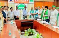 ग्रेटर नोएडा- भारतीय किसान यूनियन महात्मा टिकैत के राष्ट्रीय अध्यक्ष अनिल तालान के नेतृत्व में यमुना प्राधिकरण के सभागार में बैठक I