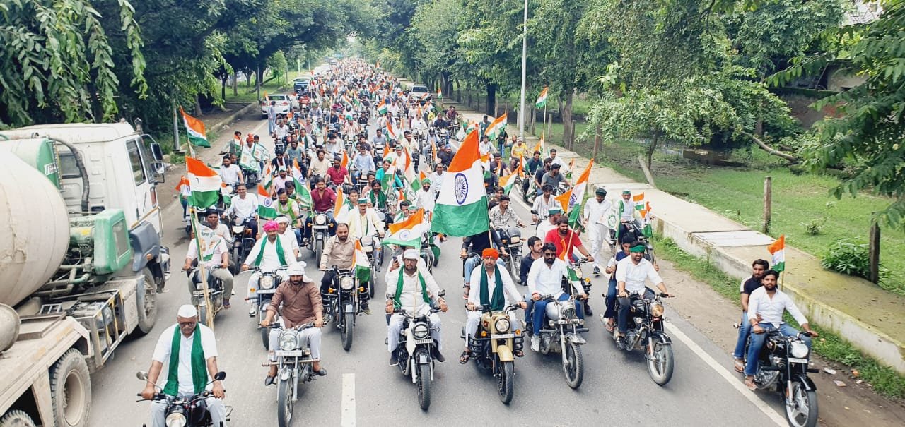 ग्रेटर नोएडा - किसानो की समस्याओं का समाधान जल्द करें भारत सरकार -पवन खटाना I