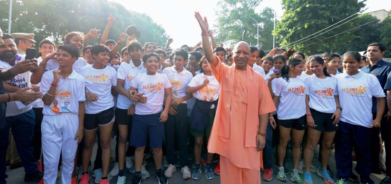 लखनऊ- प्रधानमंत्री ने दीपावली पर हर देश और प्रदेशवासियों को दिया जीएसटी रिफॉर्म का गिफ्ट: सीएम योगी I