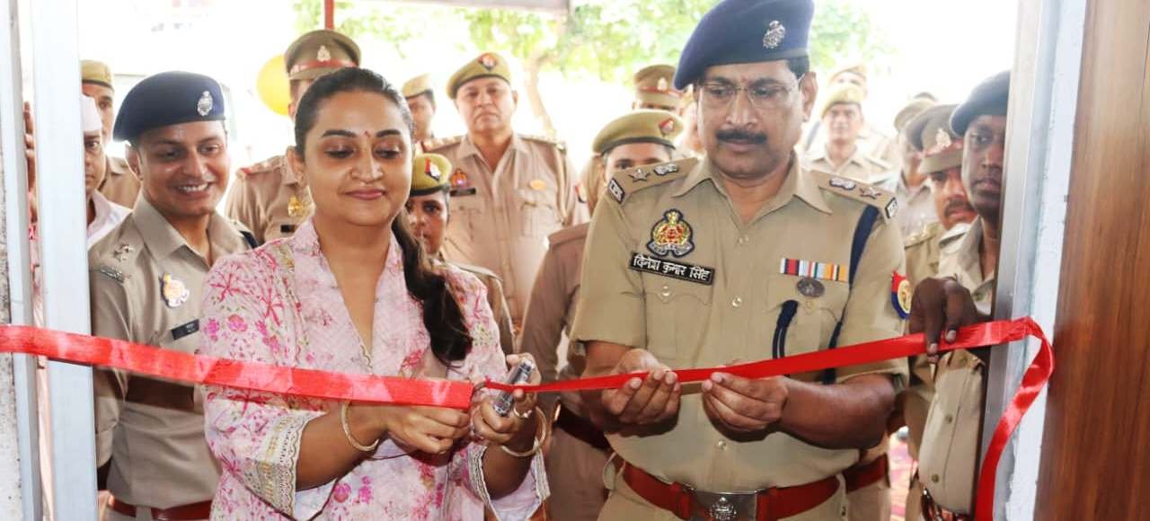 बुलन्दशहर - उ0प्र0 शासन के आदेशानुसार महिला सशक्तिकरण हेतु चलाए जा रहे 