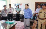 जनपद- हाथरस -पुलिस अधीक्षक हाथरस एवं जिलाधिकारी हाथरस द्वारा परीक्षा-2025(UPSSC-PET) की लिखित परीक्षा को सकुशल केंद्रों का भ्रमण/निरीक्षण कर सुरक्षा व्यवस्था/ड्यूटी में लगे अधिकारी/कर्मचारीगणों को दिए आवश्यक दिशा-निर्देश ।