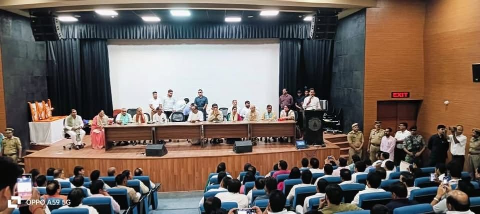 गौतमबुद्धनगर- उप मुख्यमंत्री श्री बृजेश पाठक ने भारतीय जनता पार्टी जनपद गौतमबुद्धनगर एवं नोएडा महानगर का संयुक्त कार्यकर्ता संवाद I