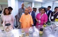 वाराणसी- यूपी को वैश्विक फूड बास्केट बनाना हमारा संकल्प : योगी आदित्यनाथ