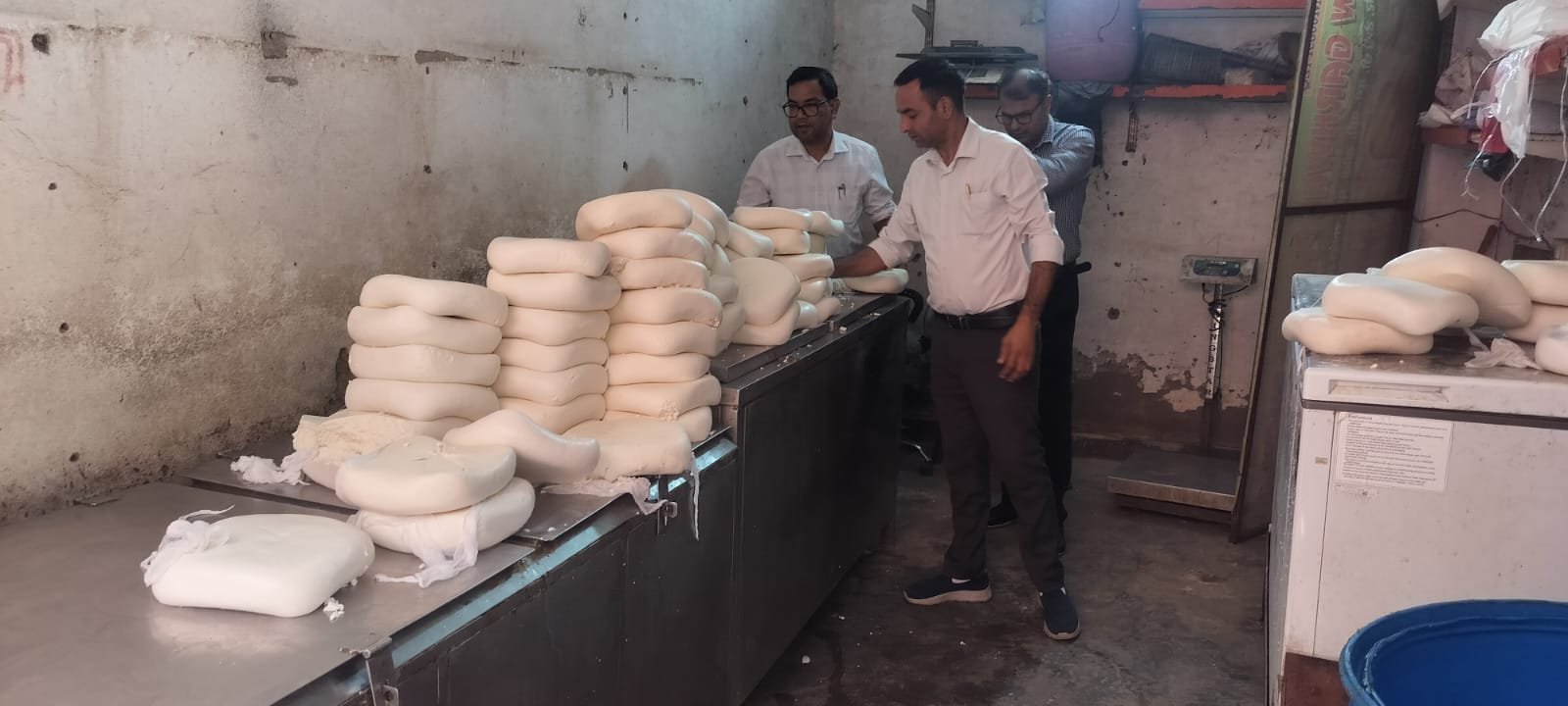 गौतम बुद्ध नगर- जनपद के खाद्य सुरक्षा एवं औषधि प्रशासन विभाग की एक और बड़ी कार्रवाई I