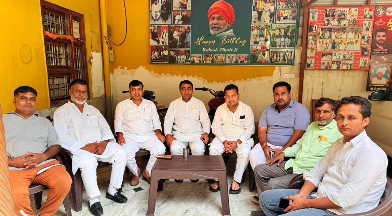 नोएडा- सरदार पटेल जयंती समारोह की भव्य तैयारी पर चर्चा : अशोक भाटी