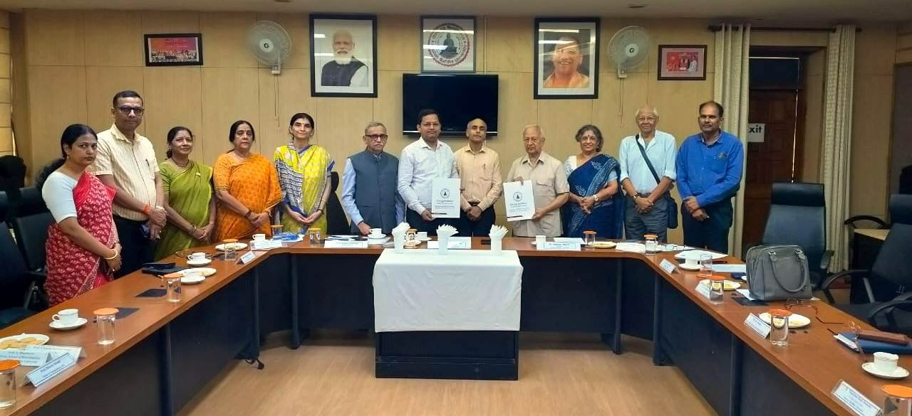 गौतम बुद्ध विश्वविद्यालय और इंडियन ट्रस्ट फॉर रूरल हेरिटेज एंड डेवलपमेंट के बीच एम ओ यू