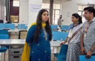 ग्रेटर नोएडा - जिलाधिकारी ने सम्मिलित राज्य/प्रवर अधीनस्थ सेवा (प्रा०)परीक्षा-2025 की व्यवस्थाओं का परीक्षा केंद्रों पर पहुंच कर लिया जायजा I