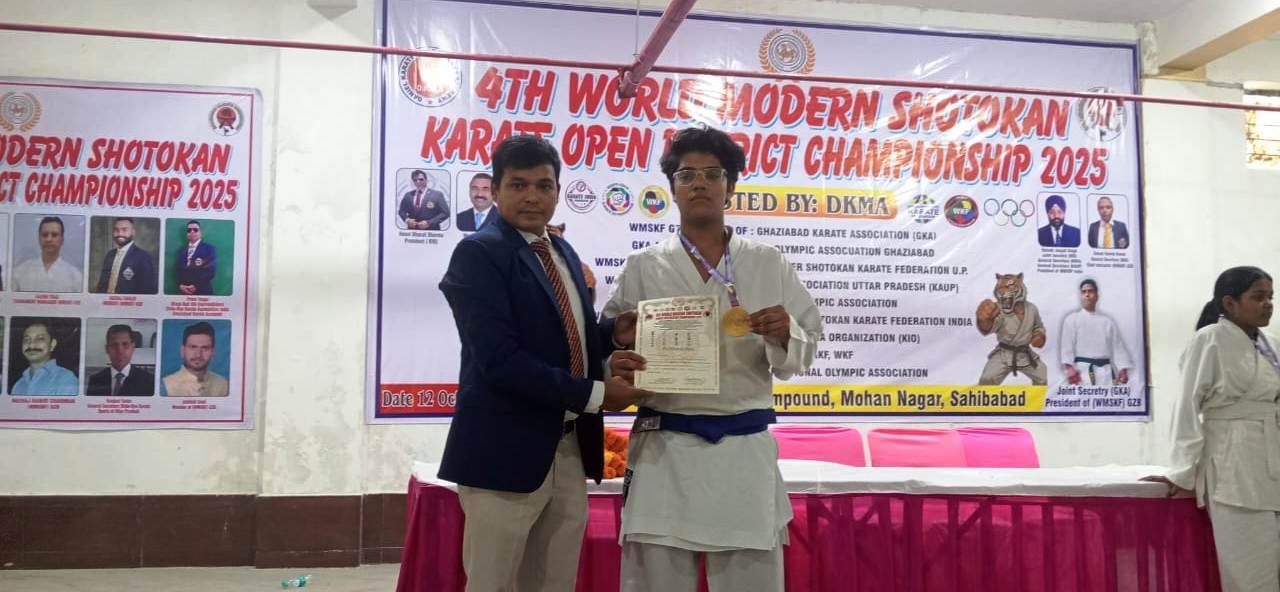 गाज़ियाबाद- गणपति इंस्टिट्यूट, मोहन नगर, गाज़ियाबाद में आयोजित 4th ओपन जिला कराते चैंपियनशिप 2025