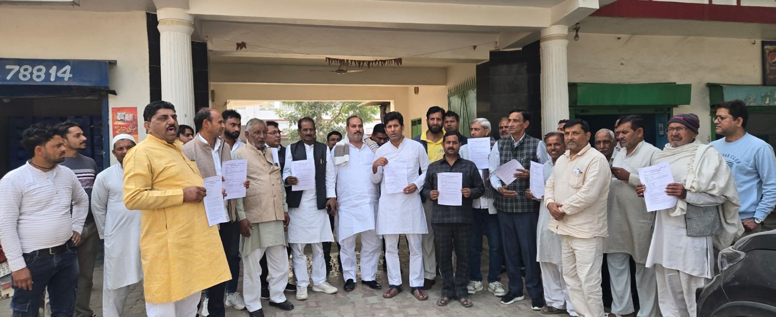 ग्रेटर नोएडा - पुलिस की तानाशाही के विरोध में किसान सभा की बैठक- किसान सभा