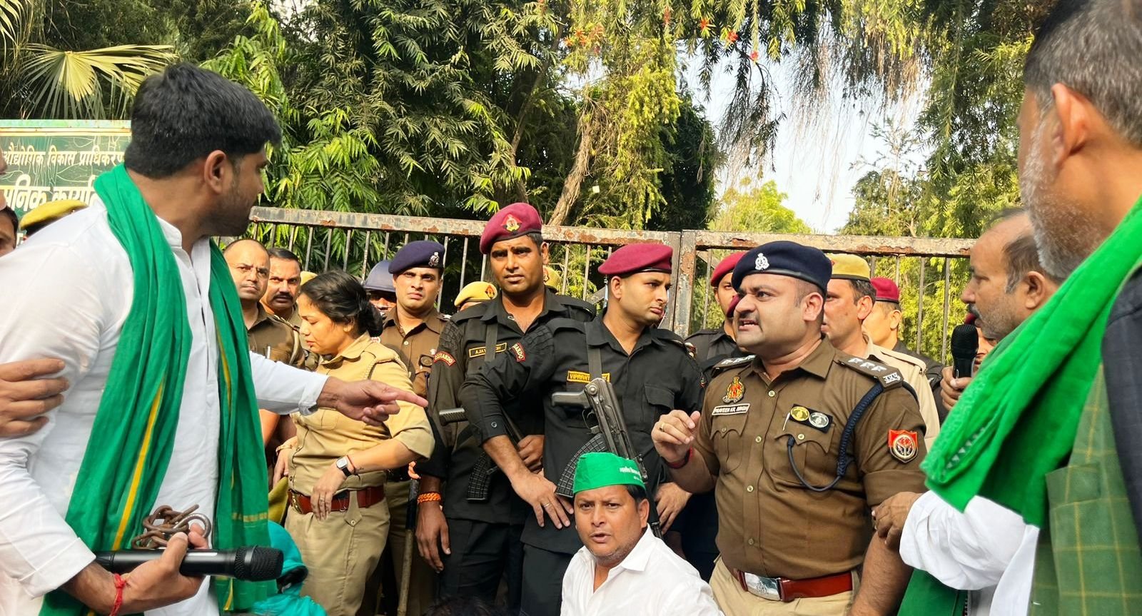 भाकियू मंच का अनिश्चितकालीन धरना प्रदर्शन 26 नवंबर तक स्थगित - अशोक चौहान