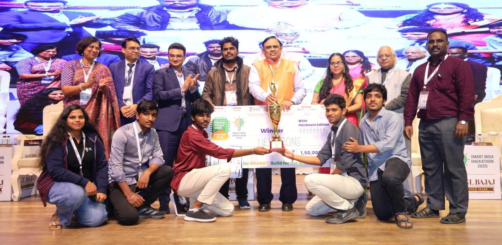 ग्रेटर नोएडा- जीएल बजाज इंस्टीट्यूट ऑफ टेक्नोलॉजी एंड मैनेजमेंट, ग्रेटर नोएडा ने स्मार्ट इंडिया हैकाथॉन (SIH) 2025 I