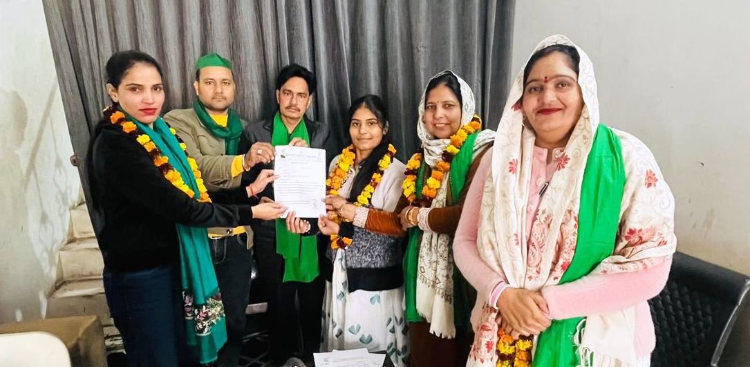 दादरी - किसान एकता महासंघ का बढ़ता हुआ परिवार बिशनूली गाँव में हुई संगठन विस्तार बैठक I