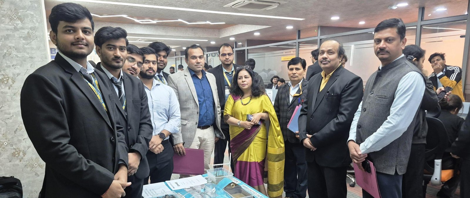 ग्रेटर नोएडा - जीएनआईओटी में प्रोजेक्ट टाइटन्स–2025 का भव्य आयोजन, छात्रों ने पेश किए नवाचारपूर्ण प्रोटोटाइप