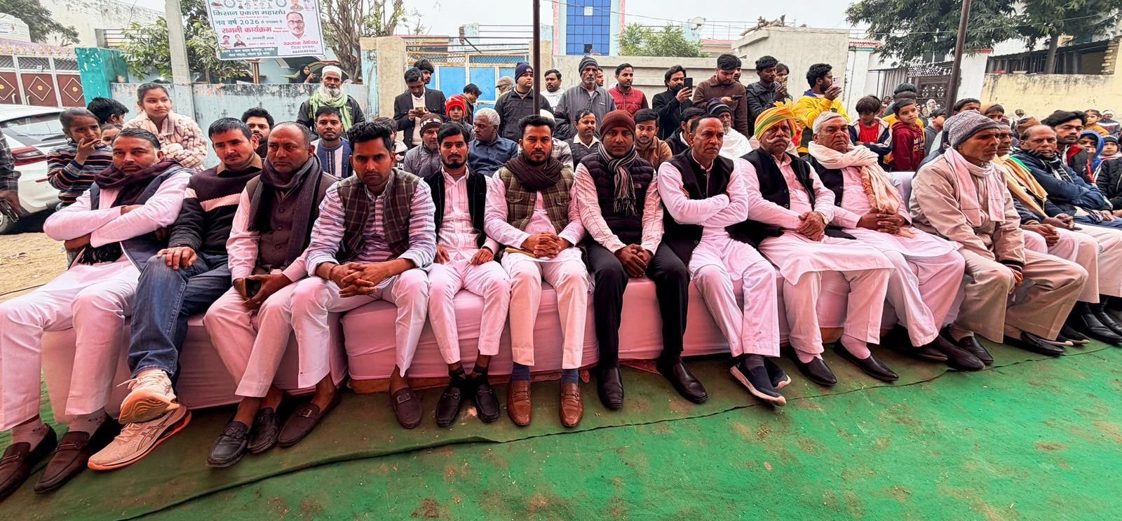 दनकौर- किसान एकता महासंघ के बैनर तले बड़ी धूमधाम से मनाया गया नव वर्ष 2026