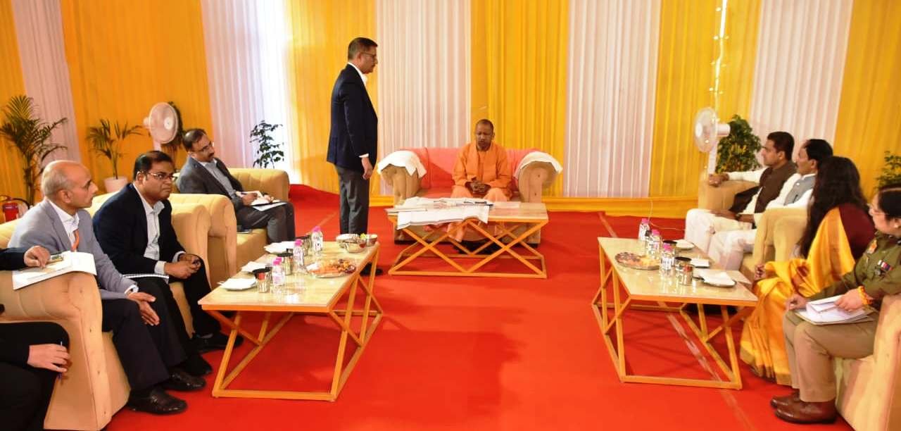 गौतमबुद्धनगर- मुख्यमंत्री योगी आदित्यनाथ जी ने गौतम बुध नगर की कानून व्यवस्था और विकास कार्यों की समीक्षा I