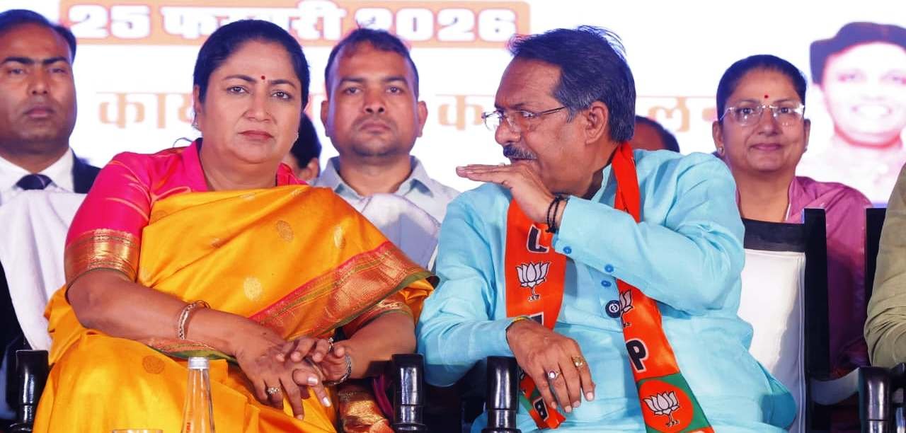 दिल्ली सरकार द्वारा किए गए कार्यों को घर-घर तक पहुंचाना हमारे संगठन की पहली जिम्मेदारी है – वीरेन्द्र सचदेवा