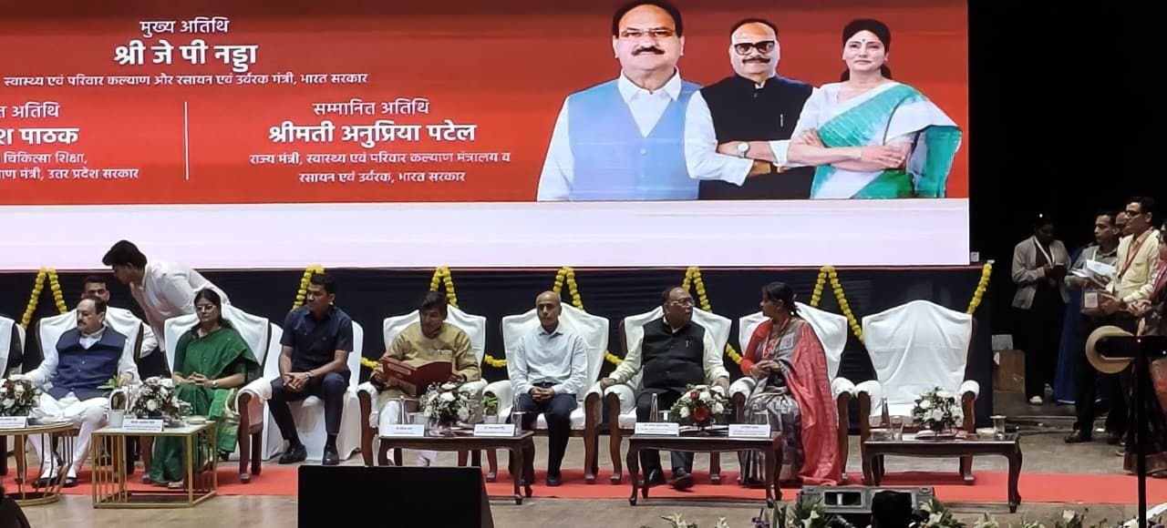 गौतम बुद्ध नगर- 100 दिवसीय 