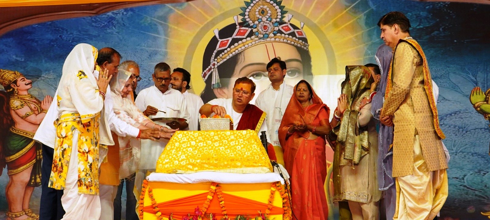 ग्रेटर नोएडा - अमृत मयी वाणी से श्री राम कथा आयोजन का आज छठवां दिन I