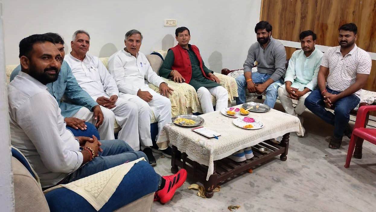 सपा की विशाल रेली के लिए जनसंपर्क,गुर्जर समाज में रेली के लिए दिख रहा जोश-मोनू पंवार