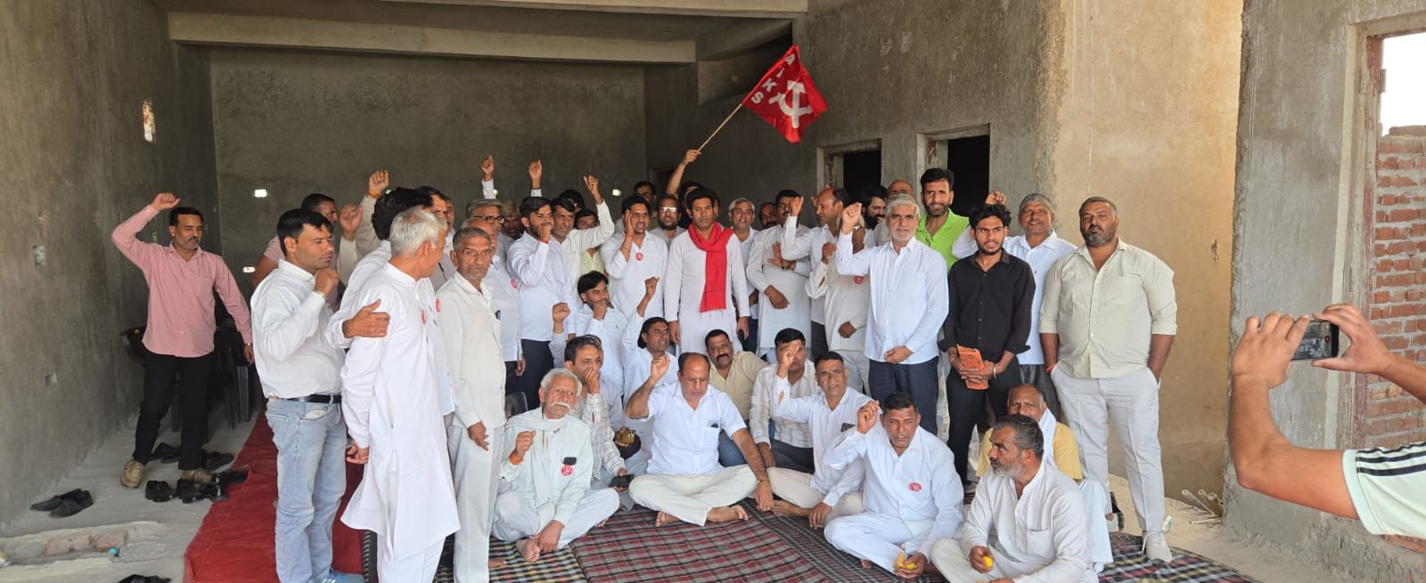 ग्रेटर नोएडा - मजदूरों के दमन-उत्पीड़न की किसान सभा ने की कड़ी निंदा-डॉ रुपेश वर्मा,