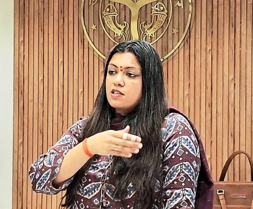 गौतमबुद्धनगर, - श्रमिकों के बेहतर स्वास्थ्य के लिए जिला प्रशासन दृढ़ संकल्पित I